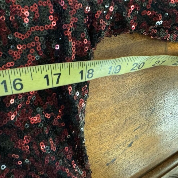 Express,Woman,Party Dress,Size S,Black red sequin,Zip,Long Sleeve,V Neck,Short.! - Picture 10 of 11